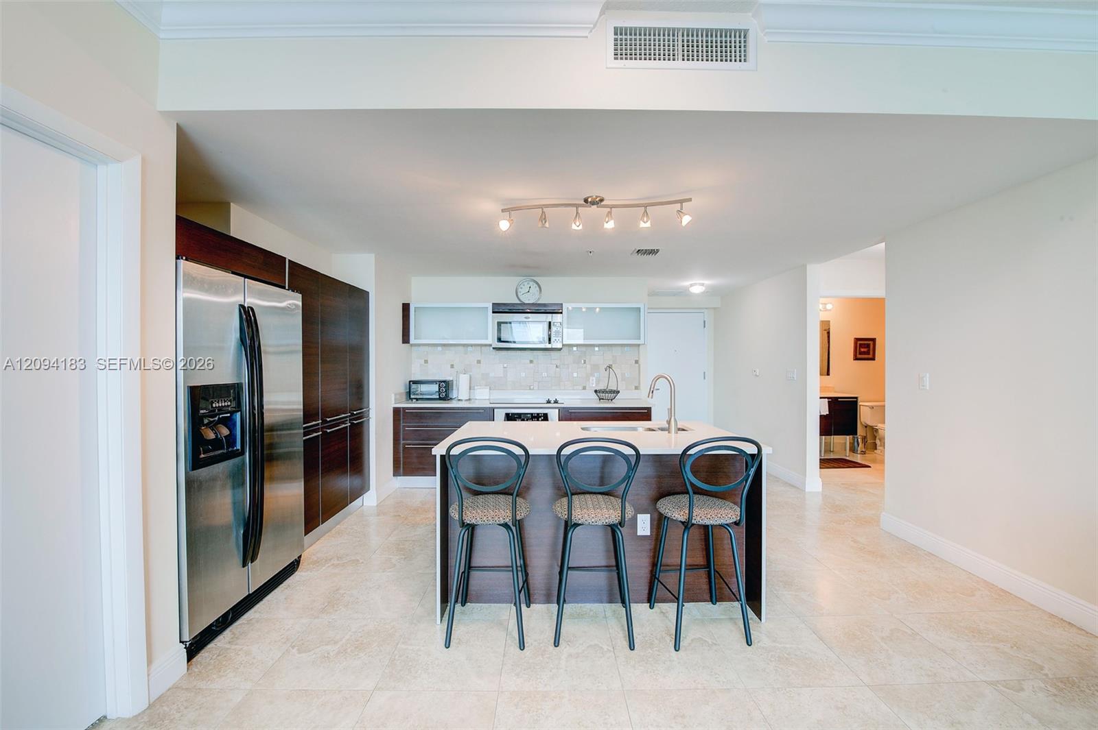 1900 N Bayshore Drive 4604 Property Photo 19