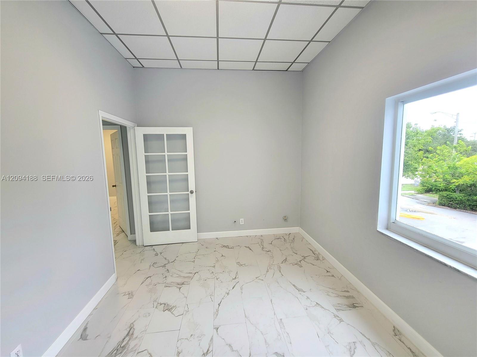 4390 N Federal Highway Property Photo 12