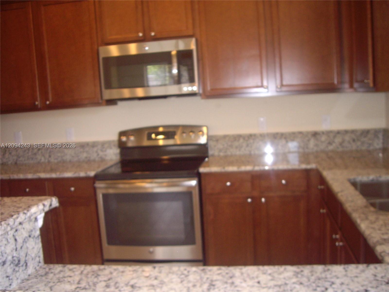 A12094243 Property Photo 7