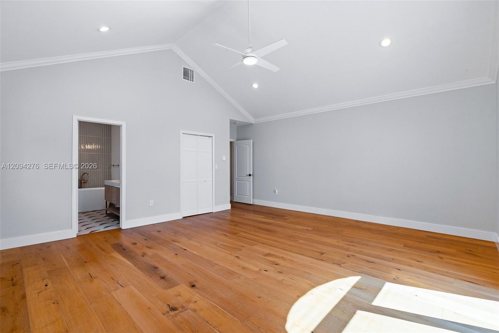 3129 Jackson Avenue 3129 Property Photo 22