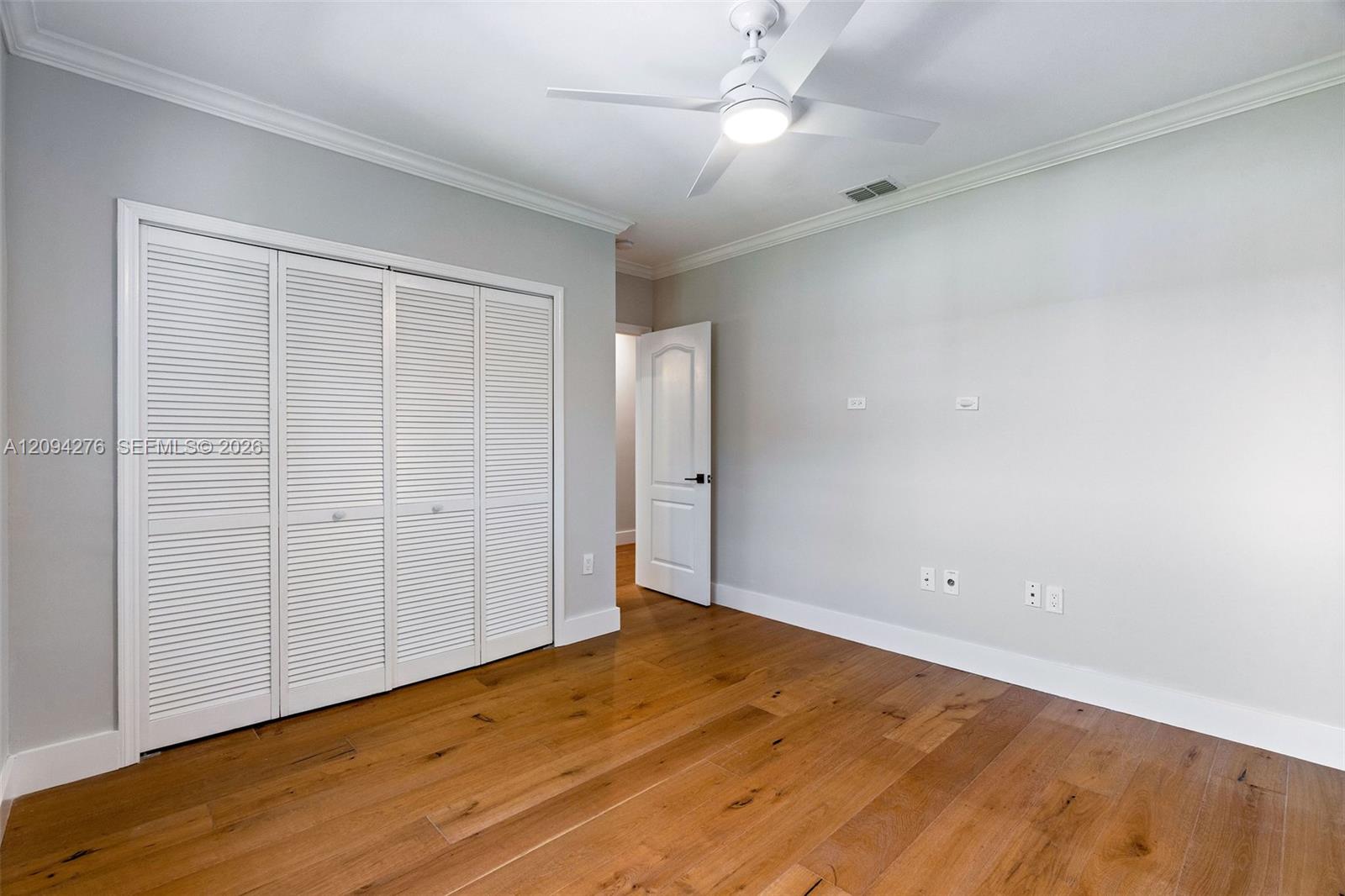 3129 Jackson Avenue 3129 Property Photo 36