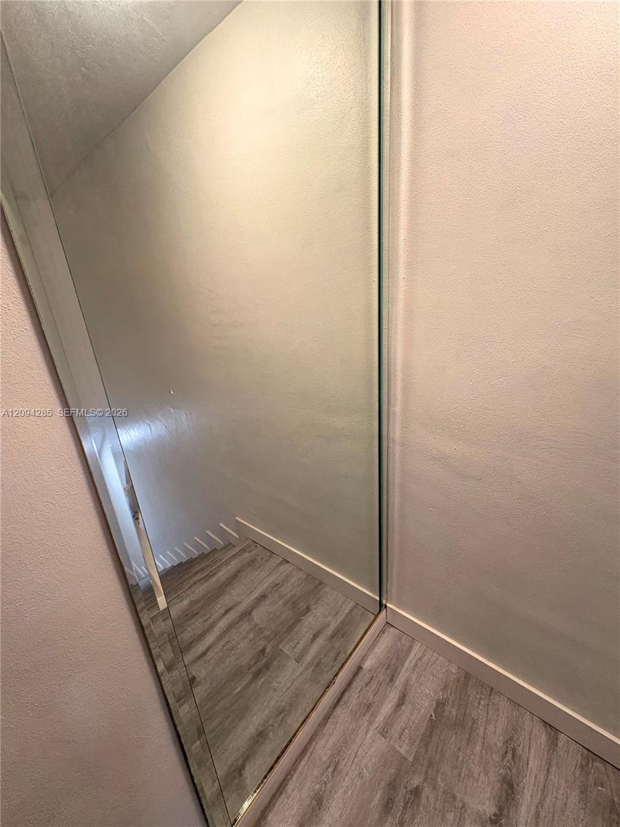 A12094285 Property Photo 4
