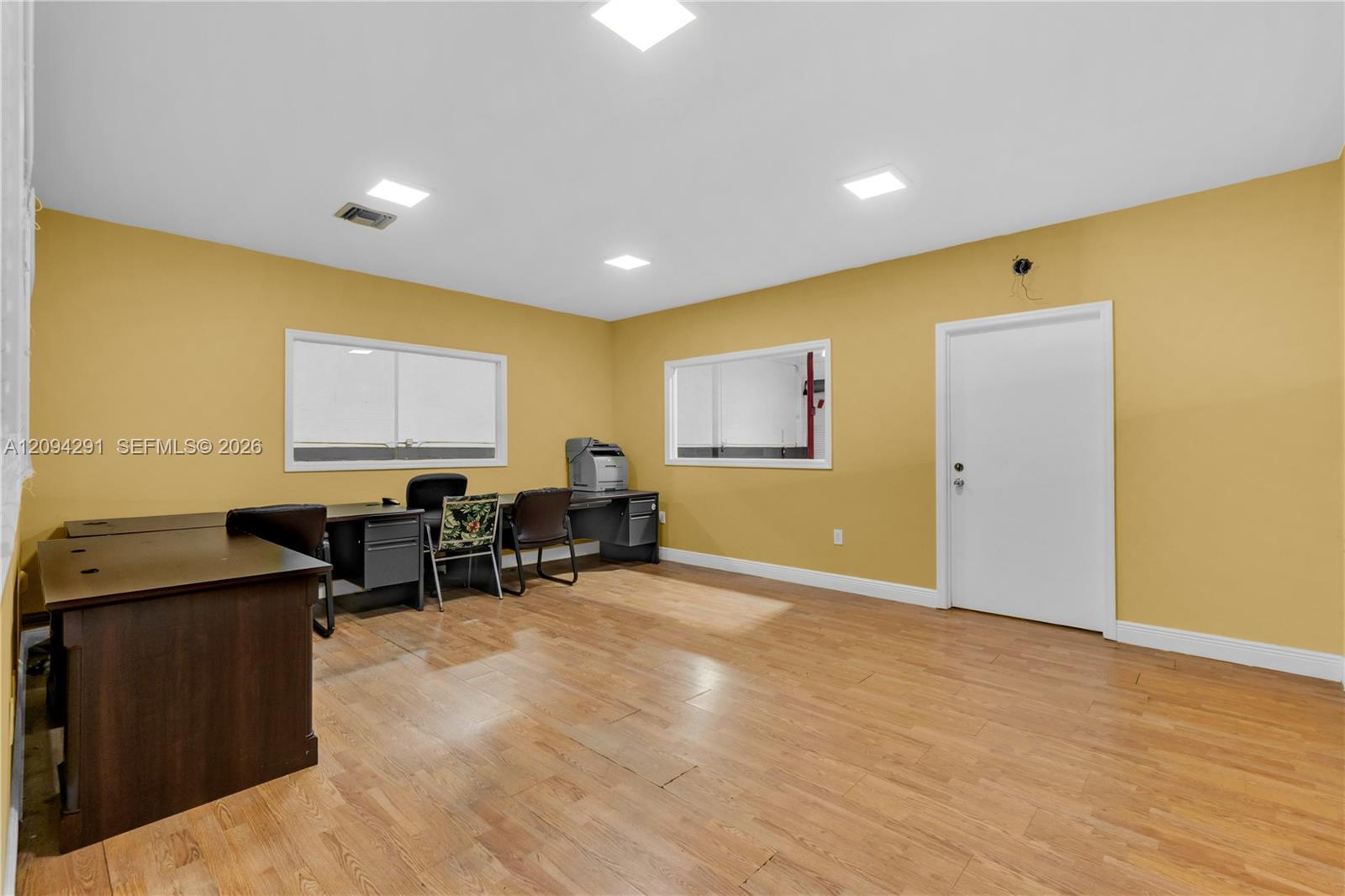 2726 Nw 35th Street Property Photo 5