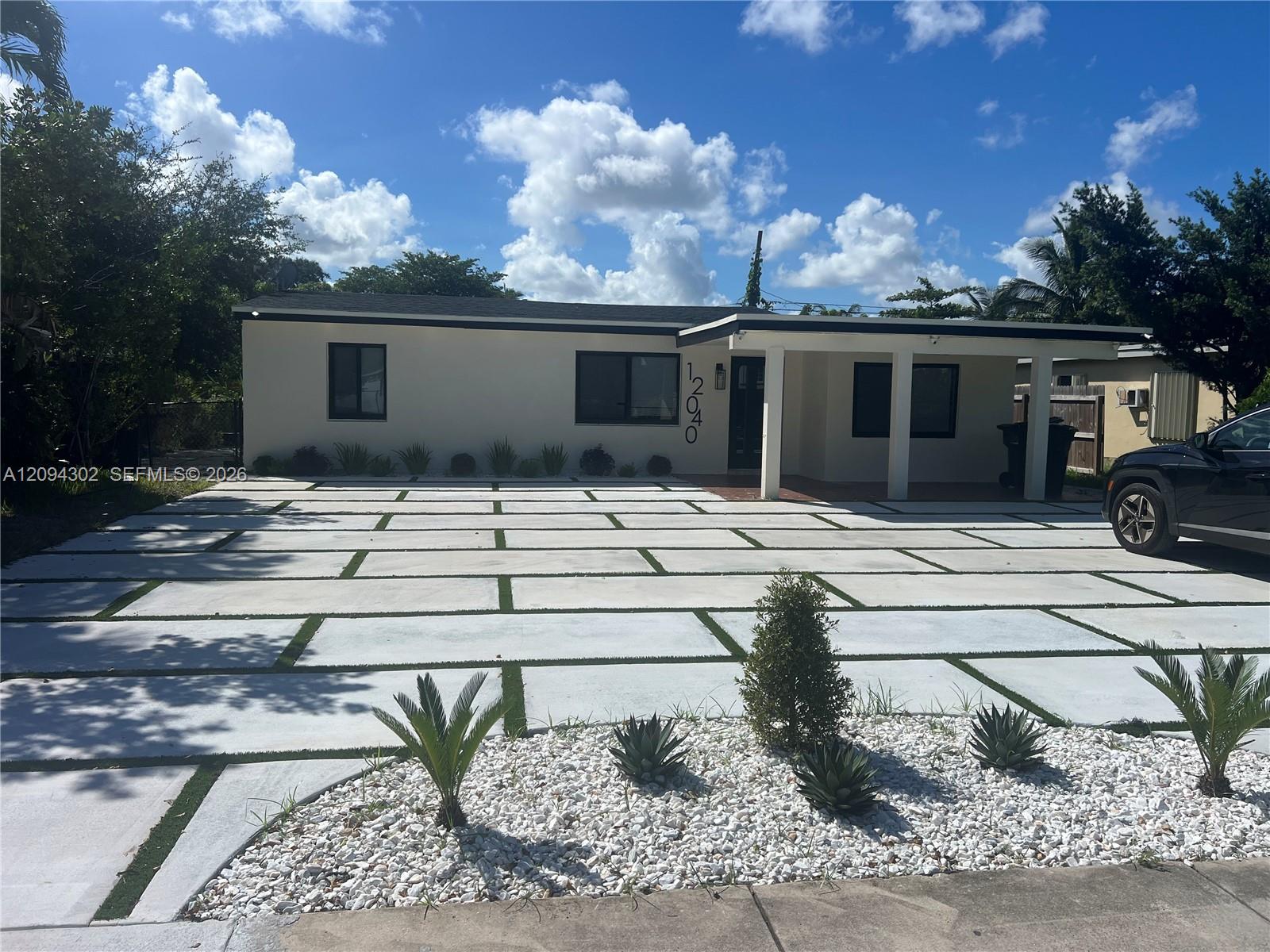 12040 N Miami Avenue Property Photo 1