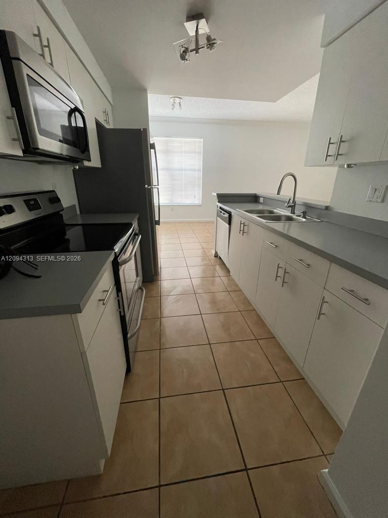 5840 W Sample Road 105 Property Photo 1