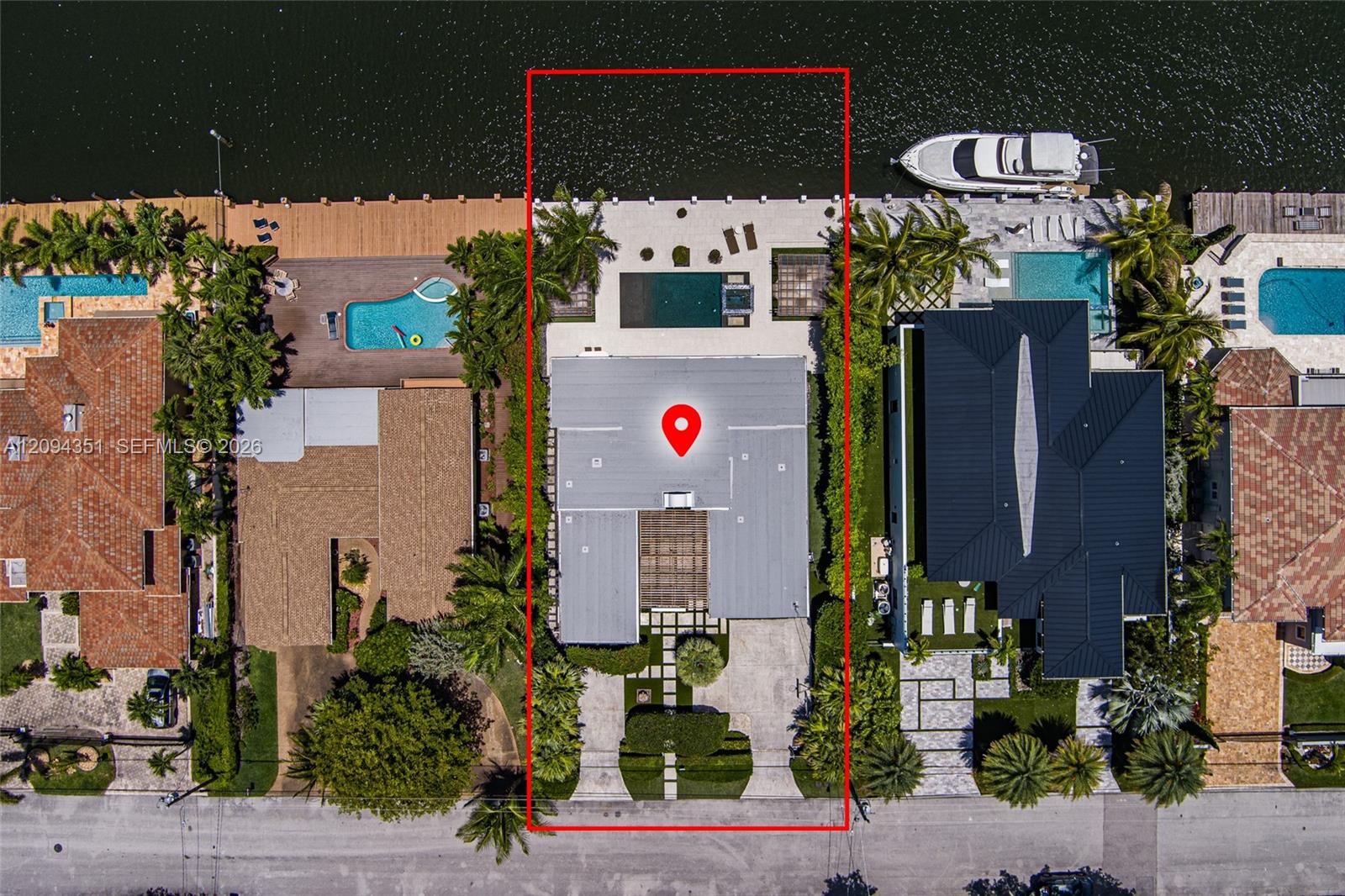 2401 Sea Island Drive Property Photo 2