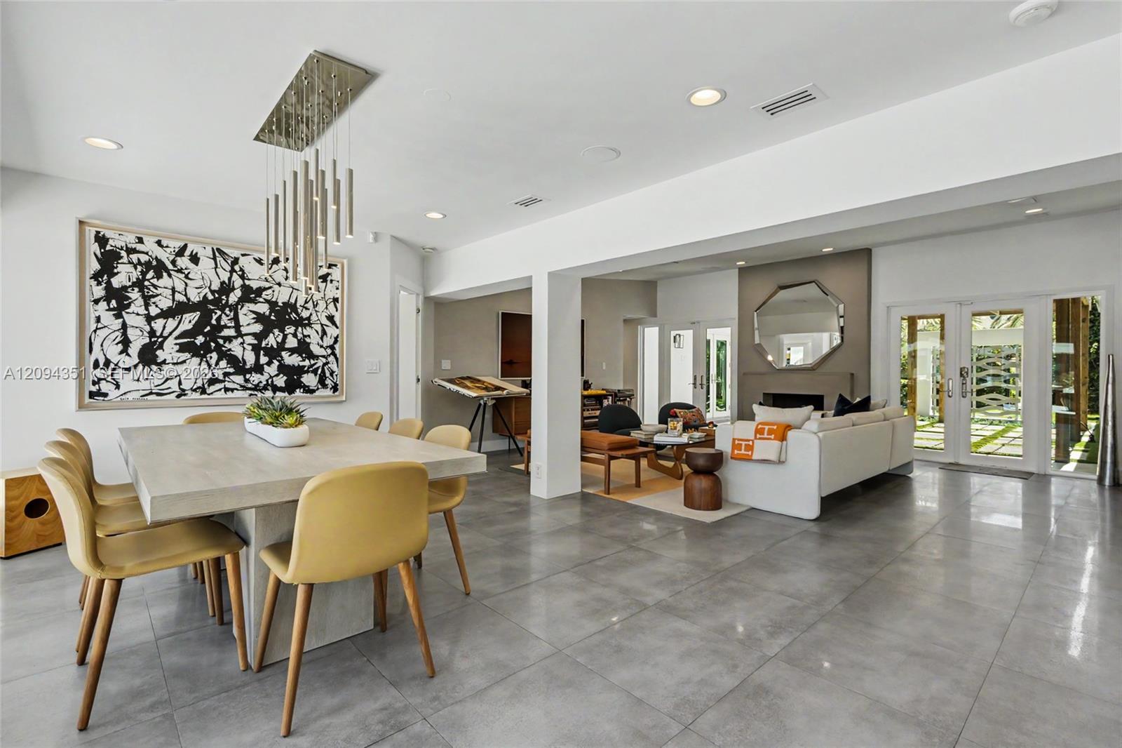 2401 Sea Island Drive Property Photo 16