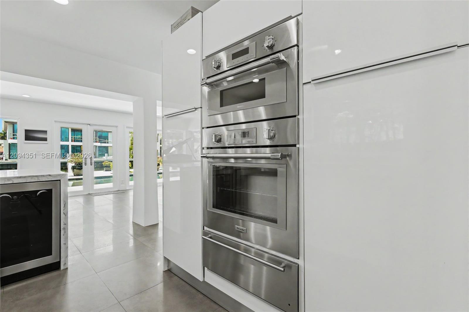 2401 Sea Island Drive Property Photo 20