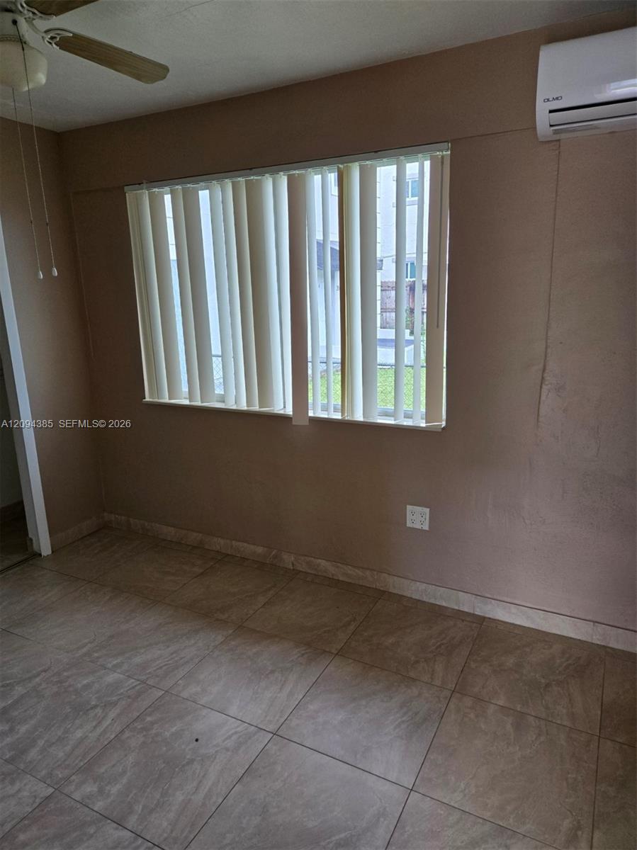 354 W 19th Street Property Photo 1