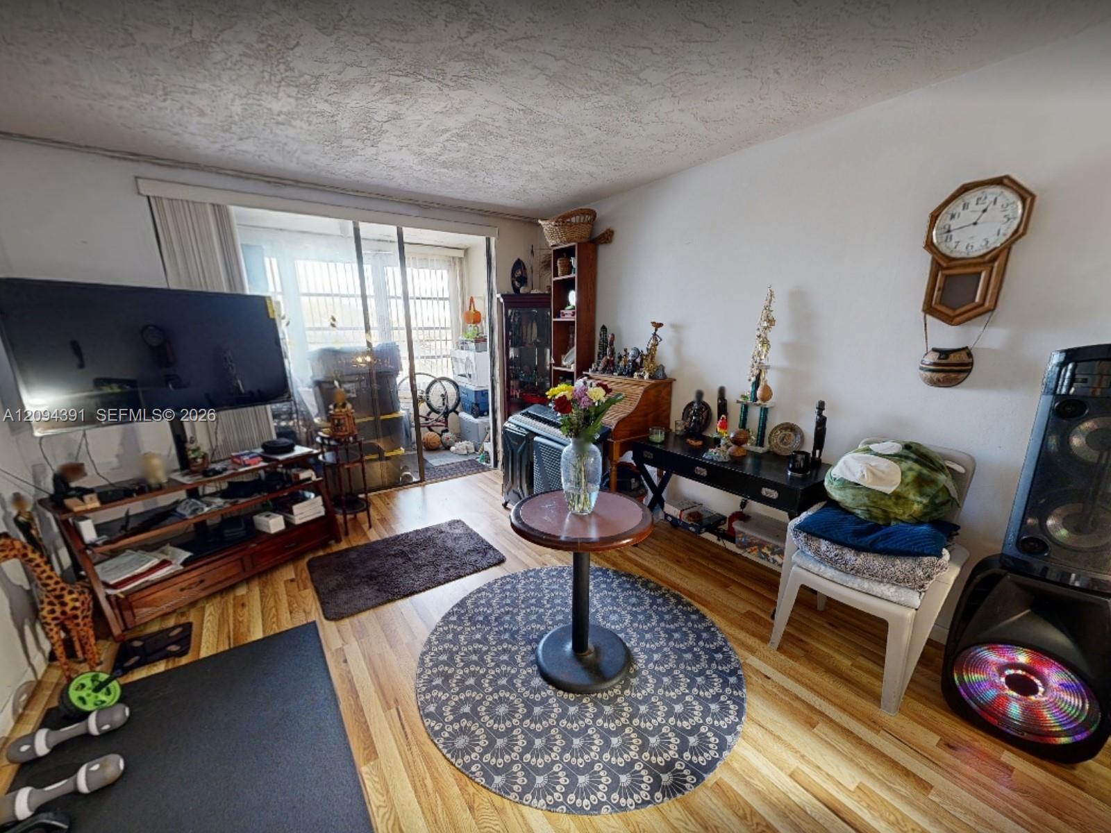 2841 Somerset Drive 307 Property Photo 1