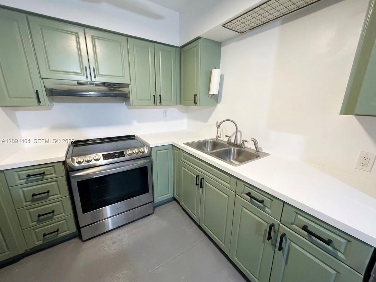 A12094404 Property Photo 2