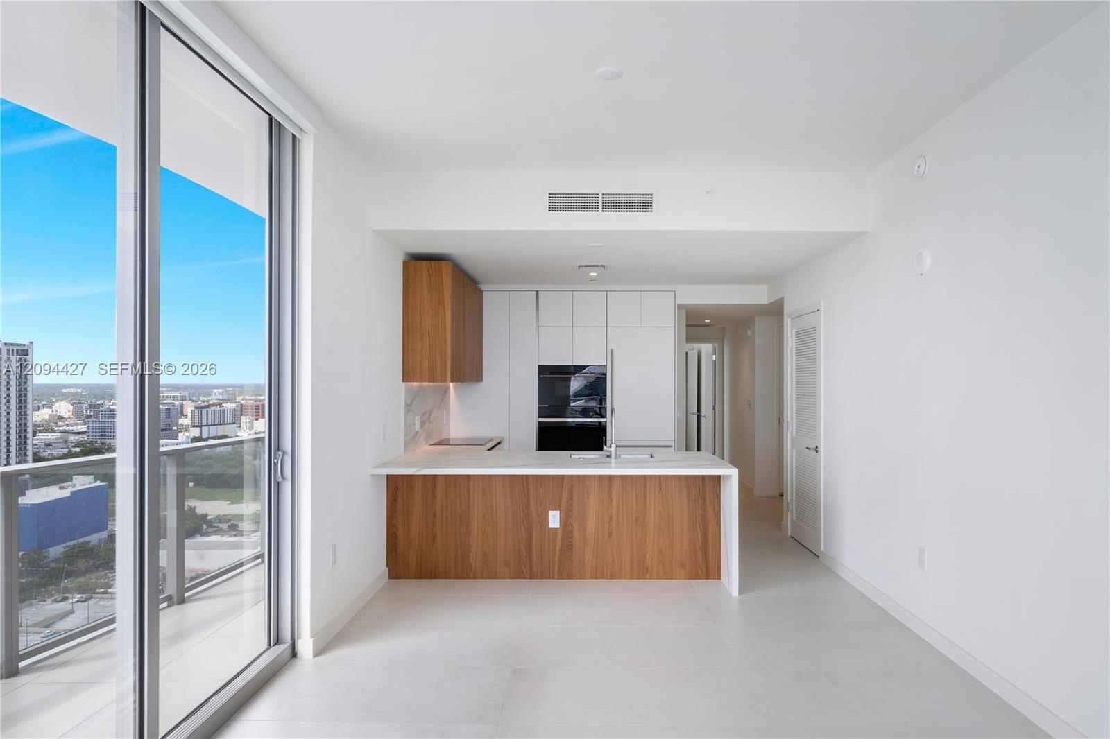 1400 Biscayne Boulevard 2502 Property Photo 3