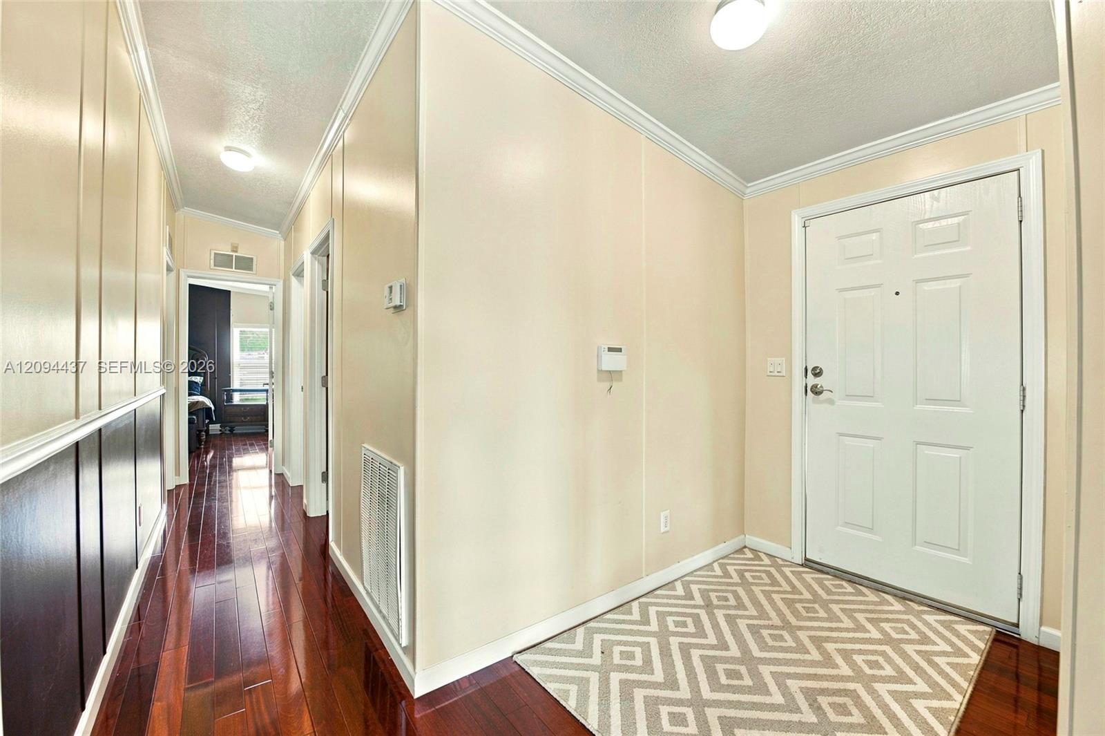 3054 Lakeshore Drive Property Photo 4