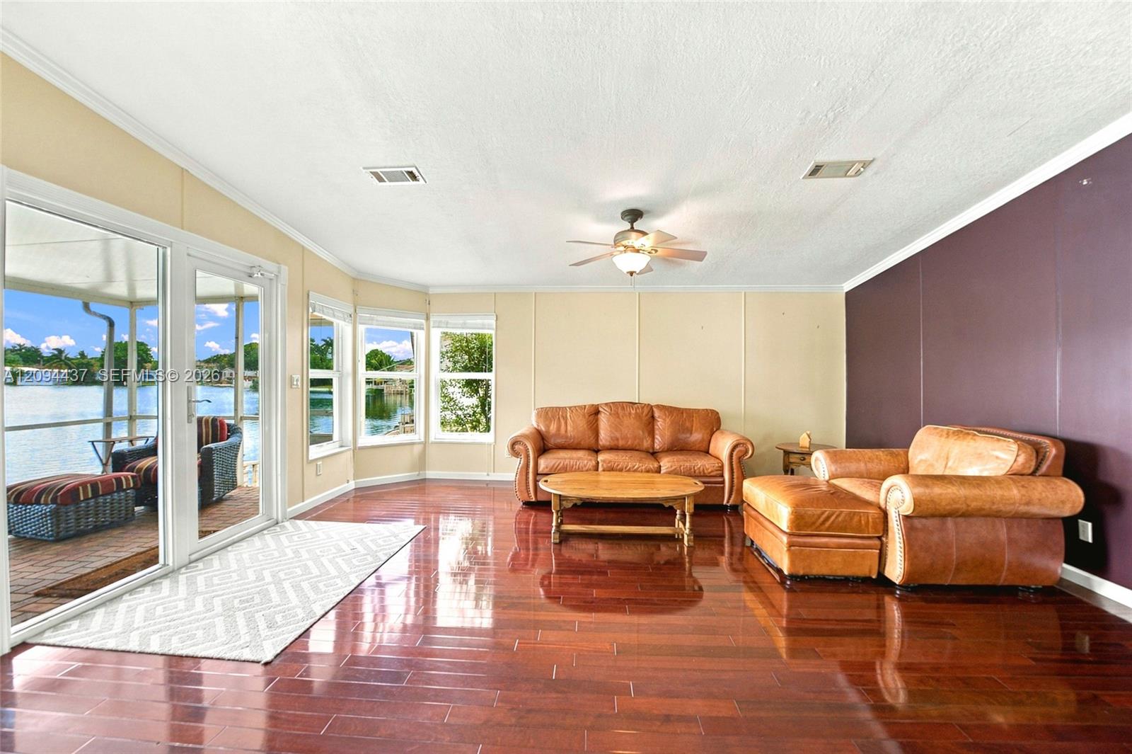 3054 Lakeshore Drive Property Photo 13