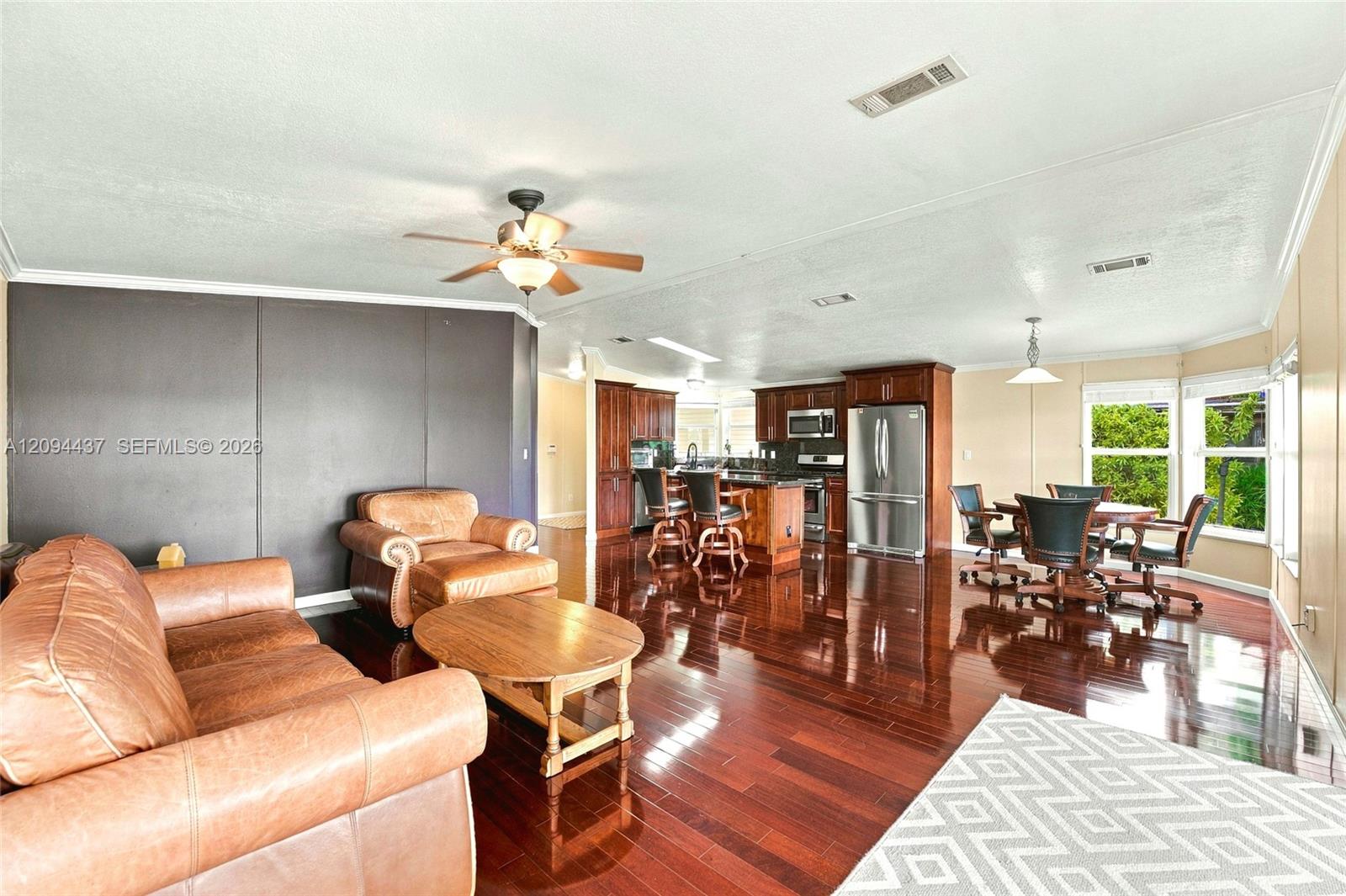 3054 Lakeshore Drive Property Photo 15