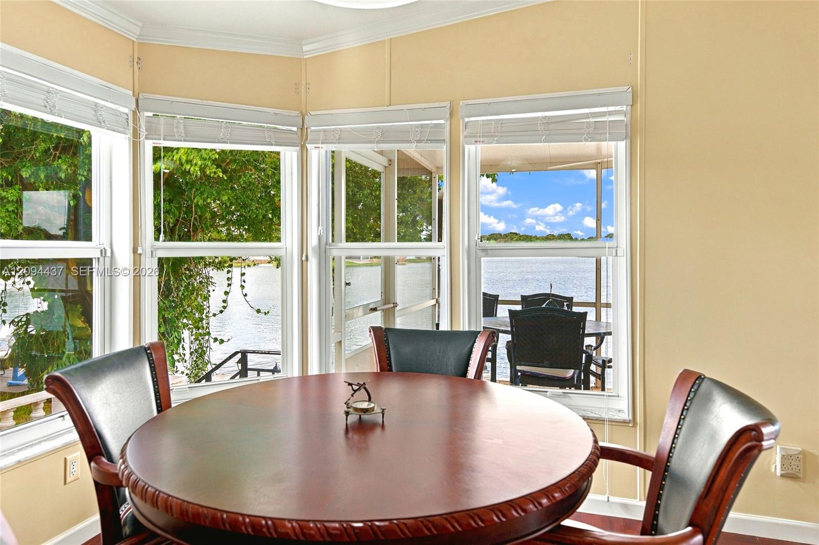 3054 Lakeshore Drive Property Photo 18