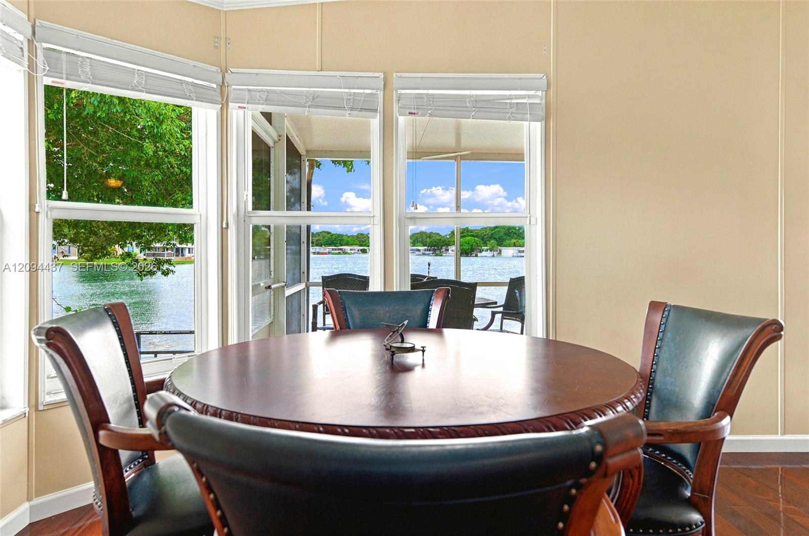 3054 Lakeshore Drive Property Photo 19