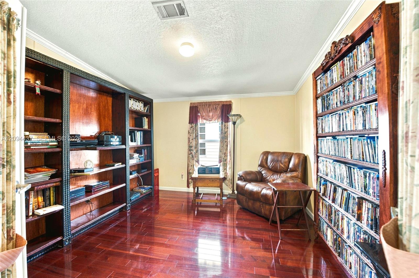 3054 Lakeshore Drive Property Photo 28