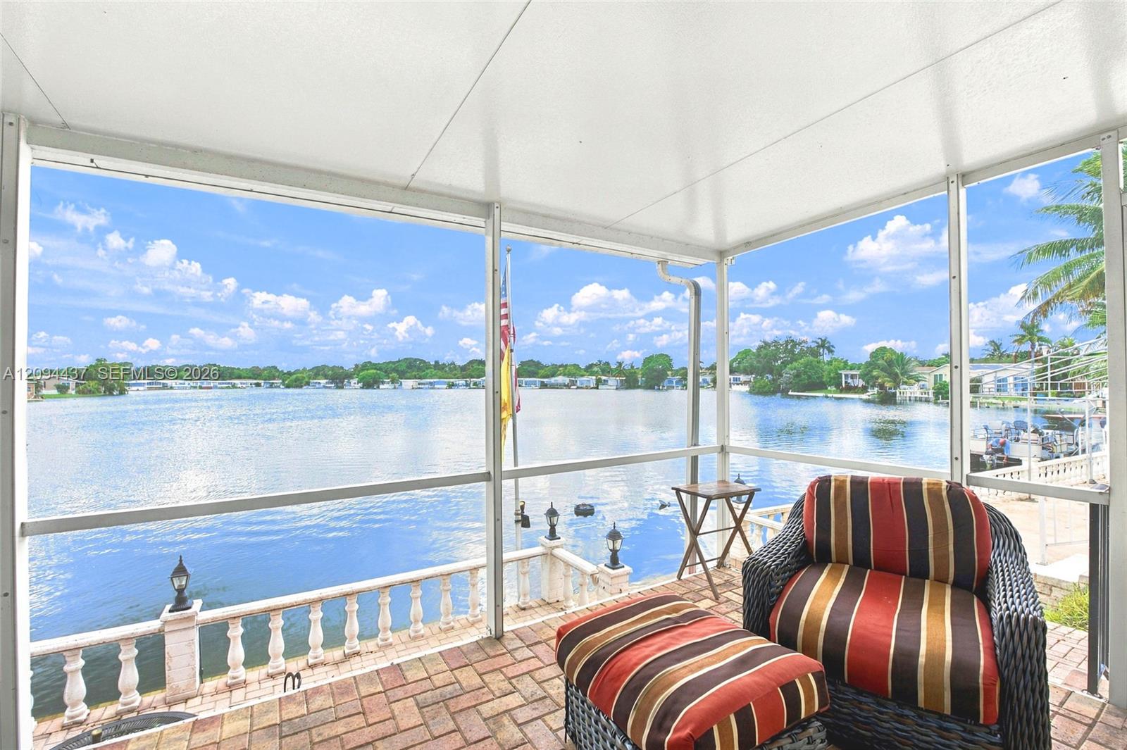 3054 Lakeshore Drive Property Photo 33