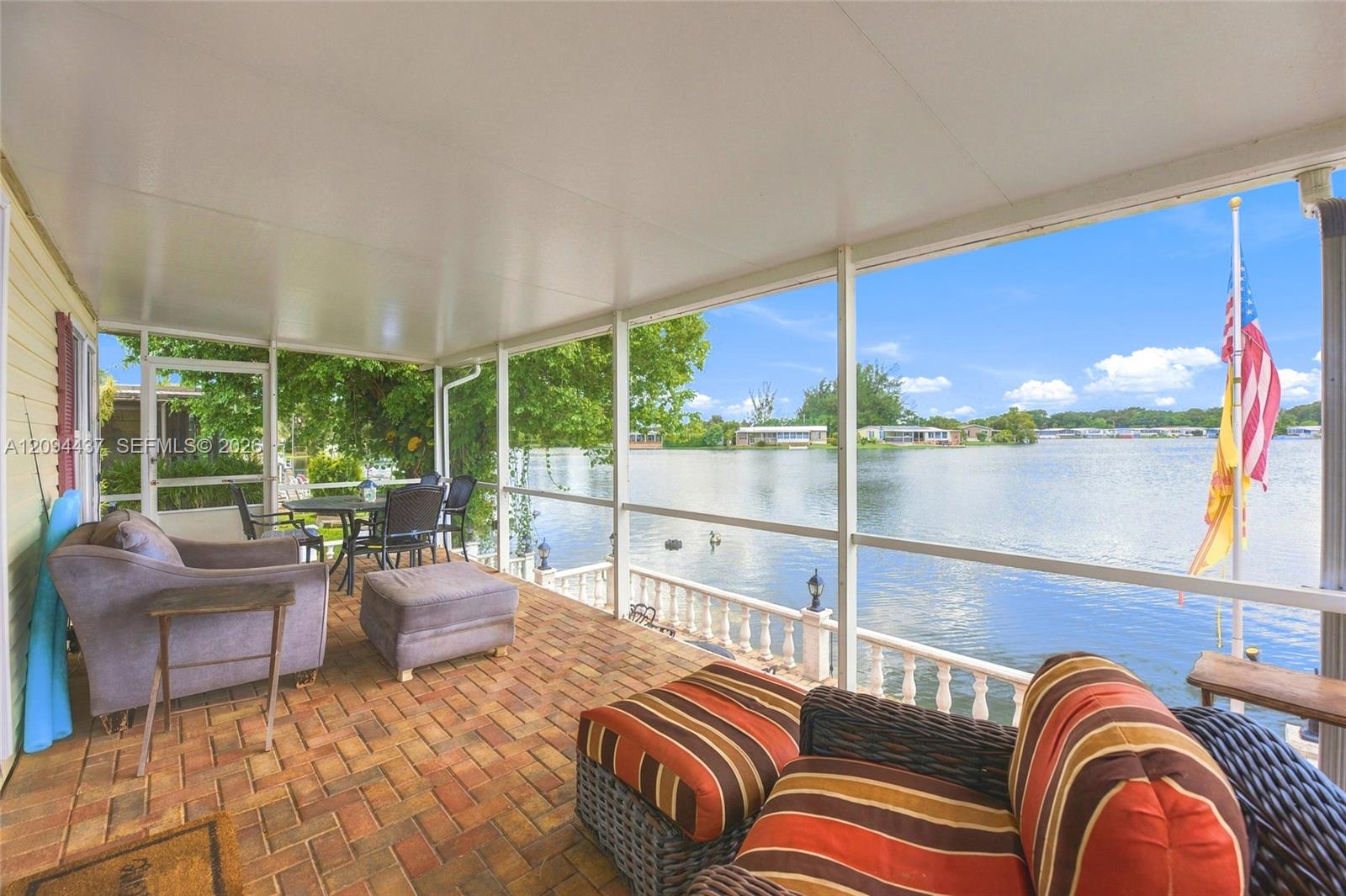 3054 Lakeshore Drive Property Photo 34