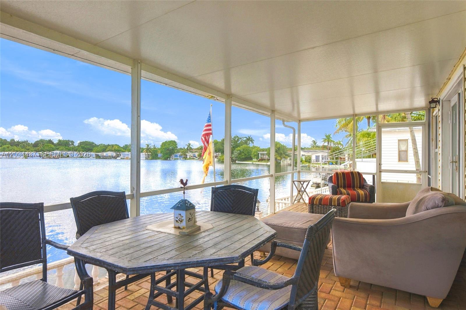 3054 Lakeshore Drive Property Photo 35