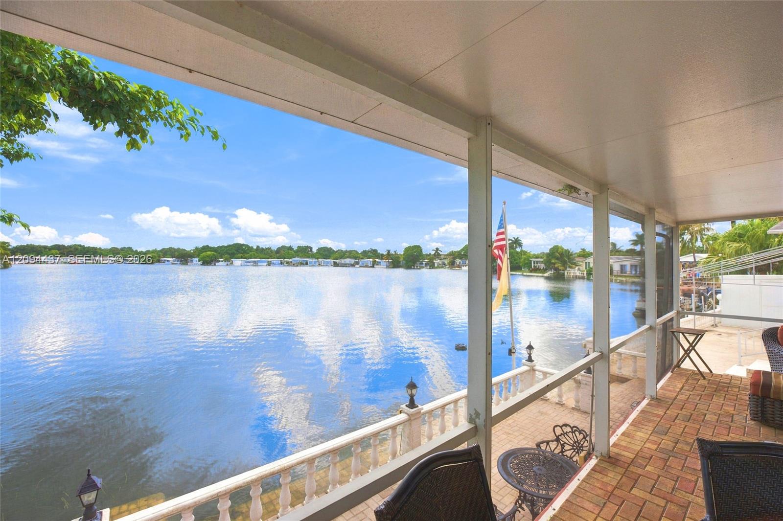 3054 Lakeshore Drive Property Photo 38
