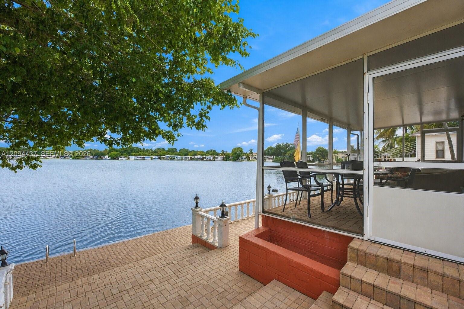 3054 Lakeshore Drive Property Photo 40