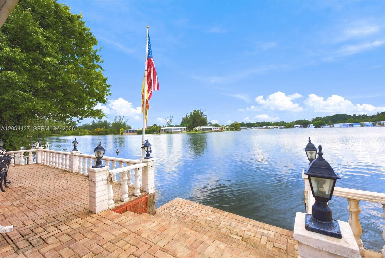 3054 Lakeshore Drive Property Photo 45