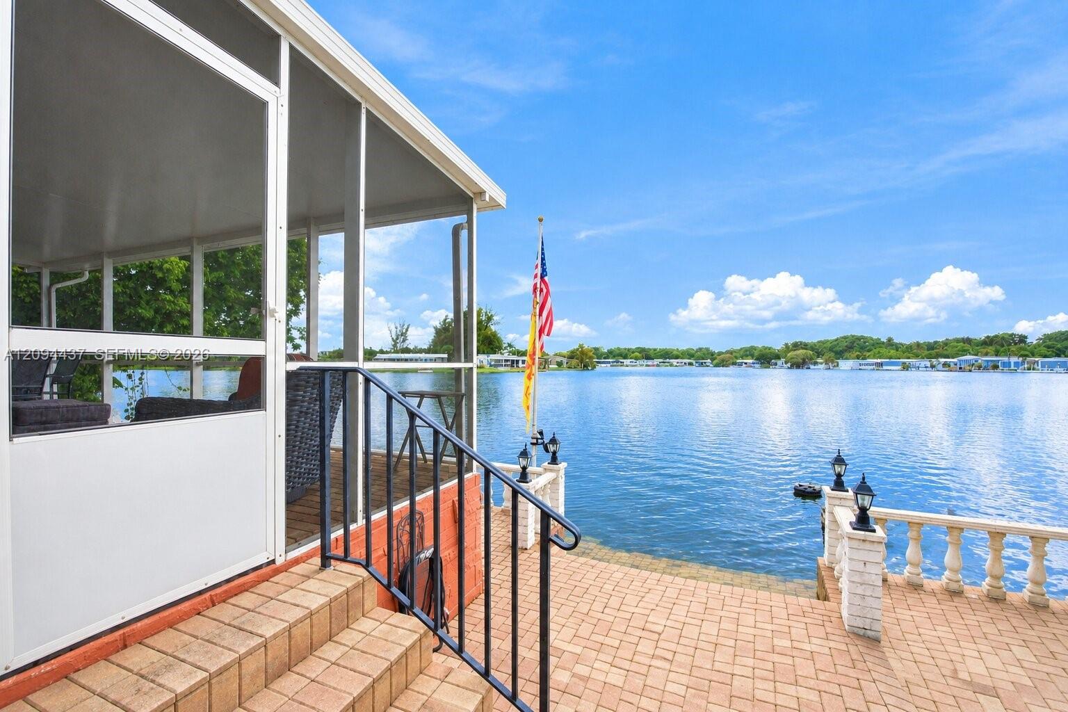 3054 Lakeshore Drive Property Photo 46