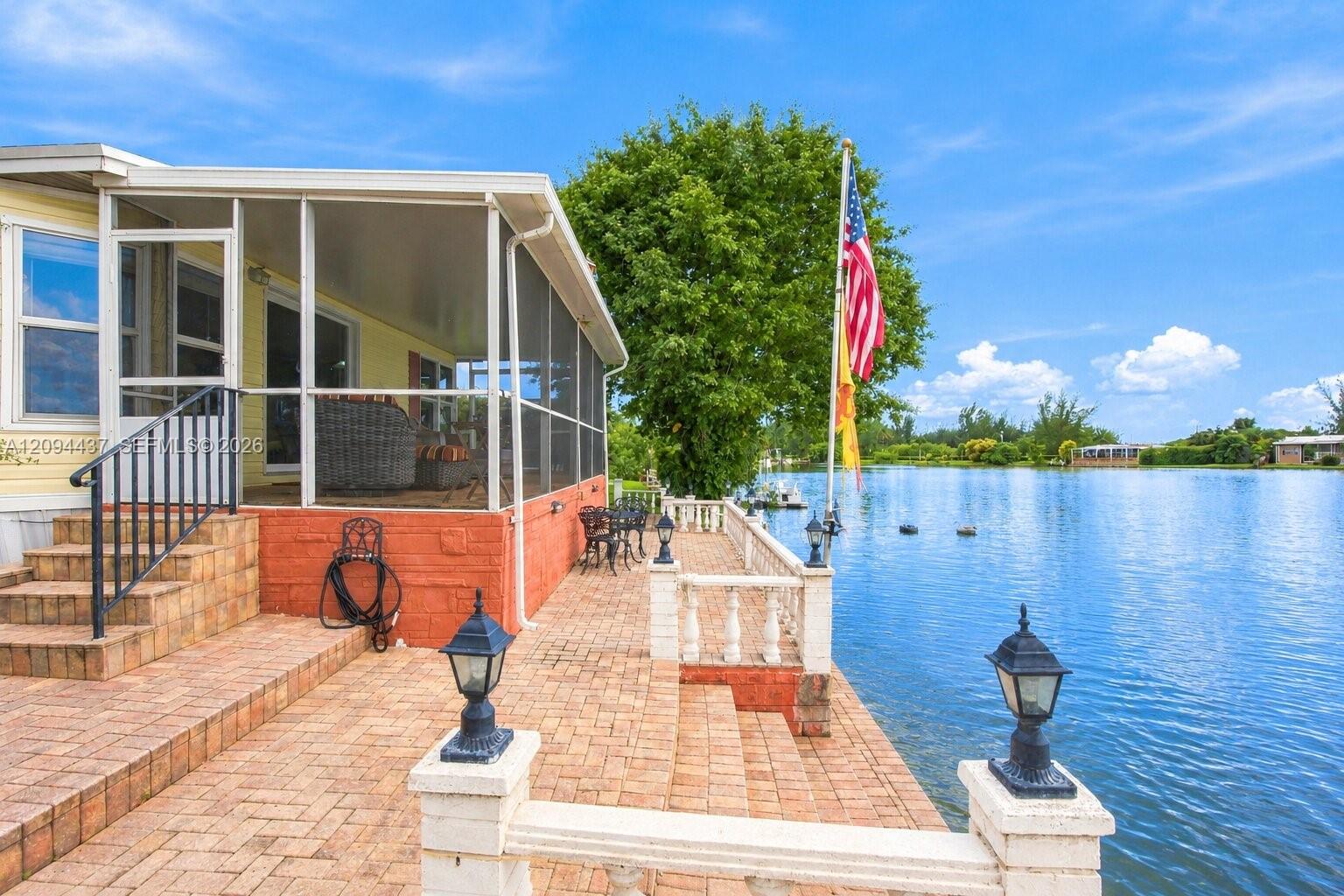 3054 Lakeshore Drive Property Photo 48