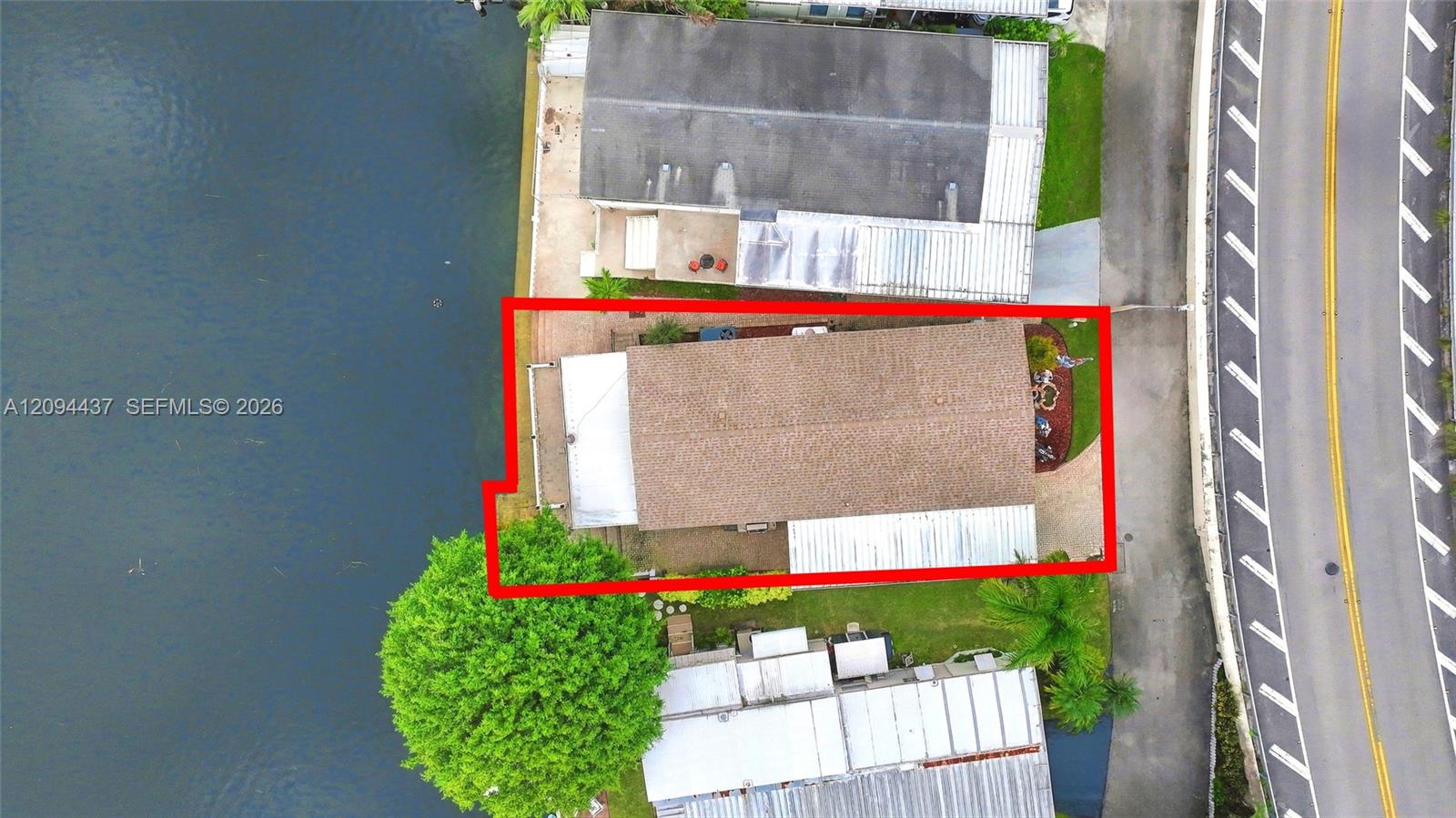3054 Lakeshore Drive Property Photo 64
