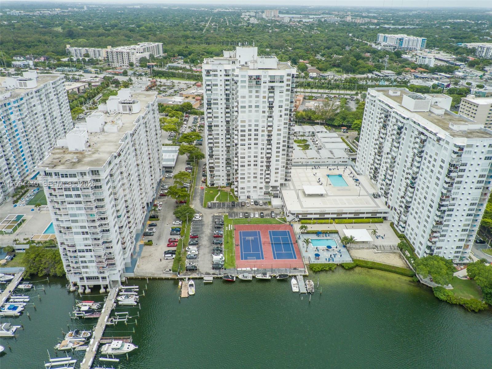 18081 Biscayne Boulevard 503 Property Photo 38