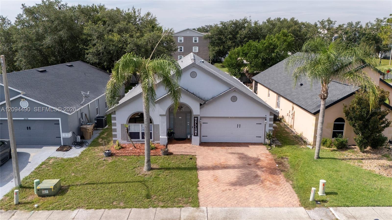 16404 Coopers Hawk Property Photo 5