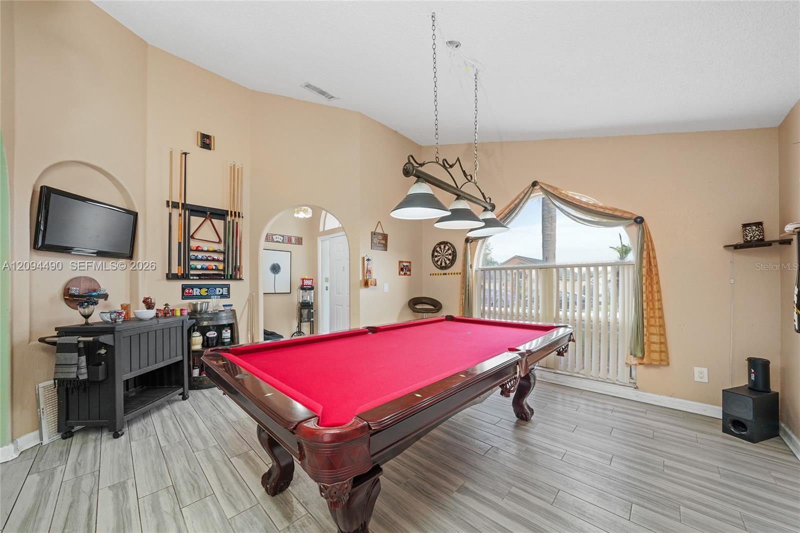 16404 Coopers Hawk Property Photo 13