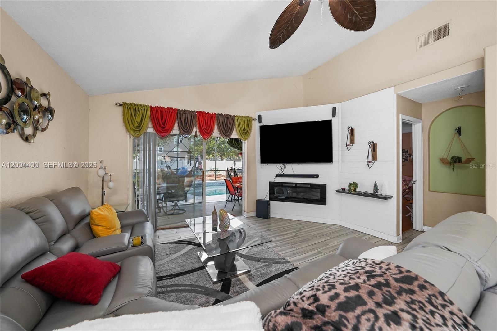16404 Coopers Hawk Property Photo 16