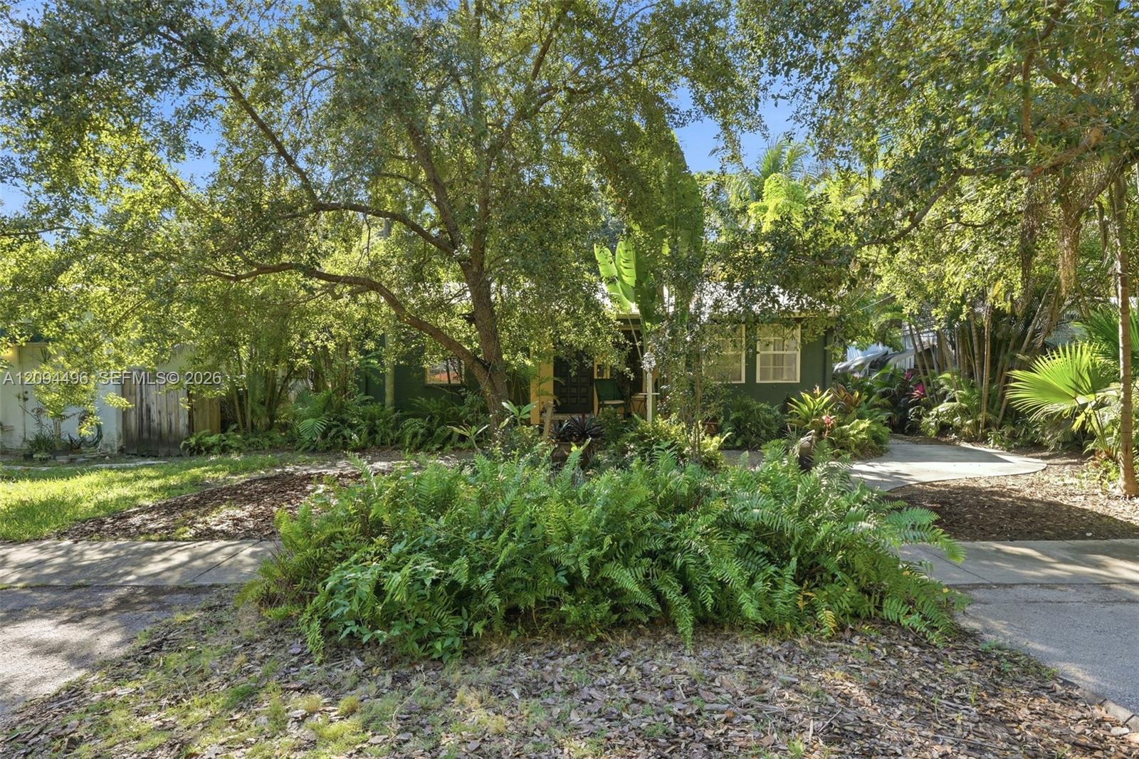 2230 Lincoln Avenue Property Photo 1