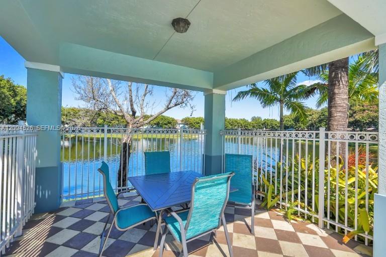 3716 Oleander Terrace Property Photo 3
