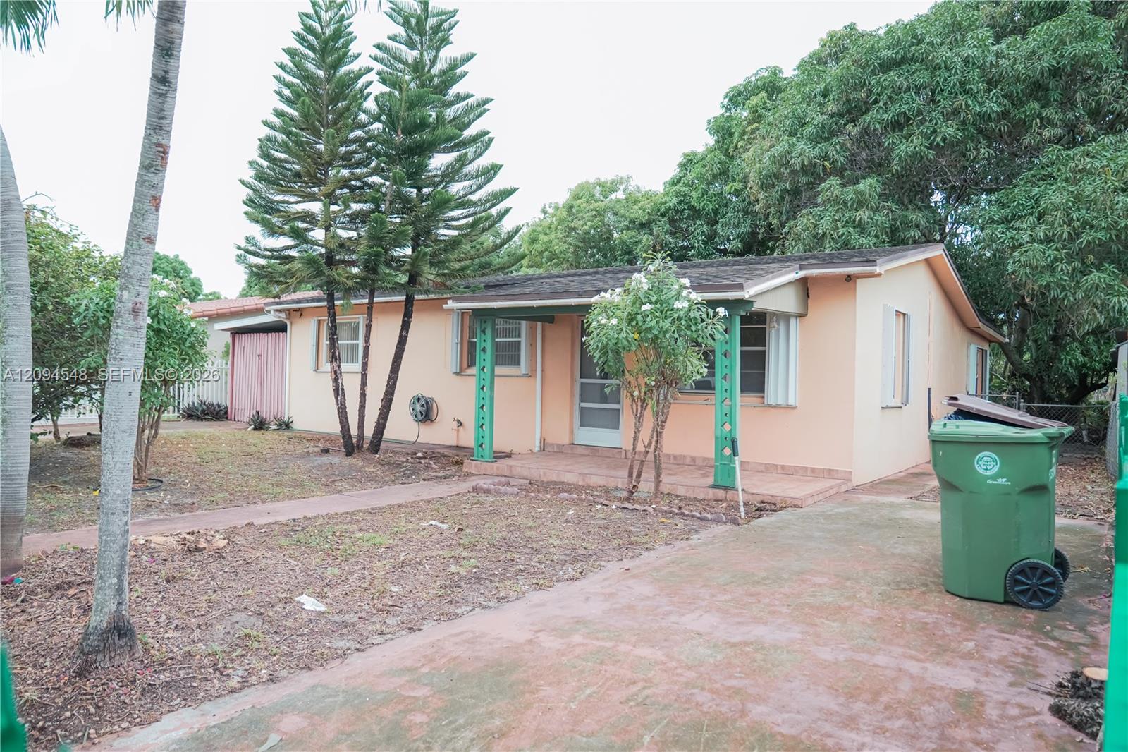 1230 W 35th Street Property Photo 1