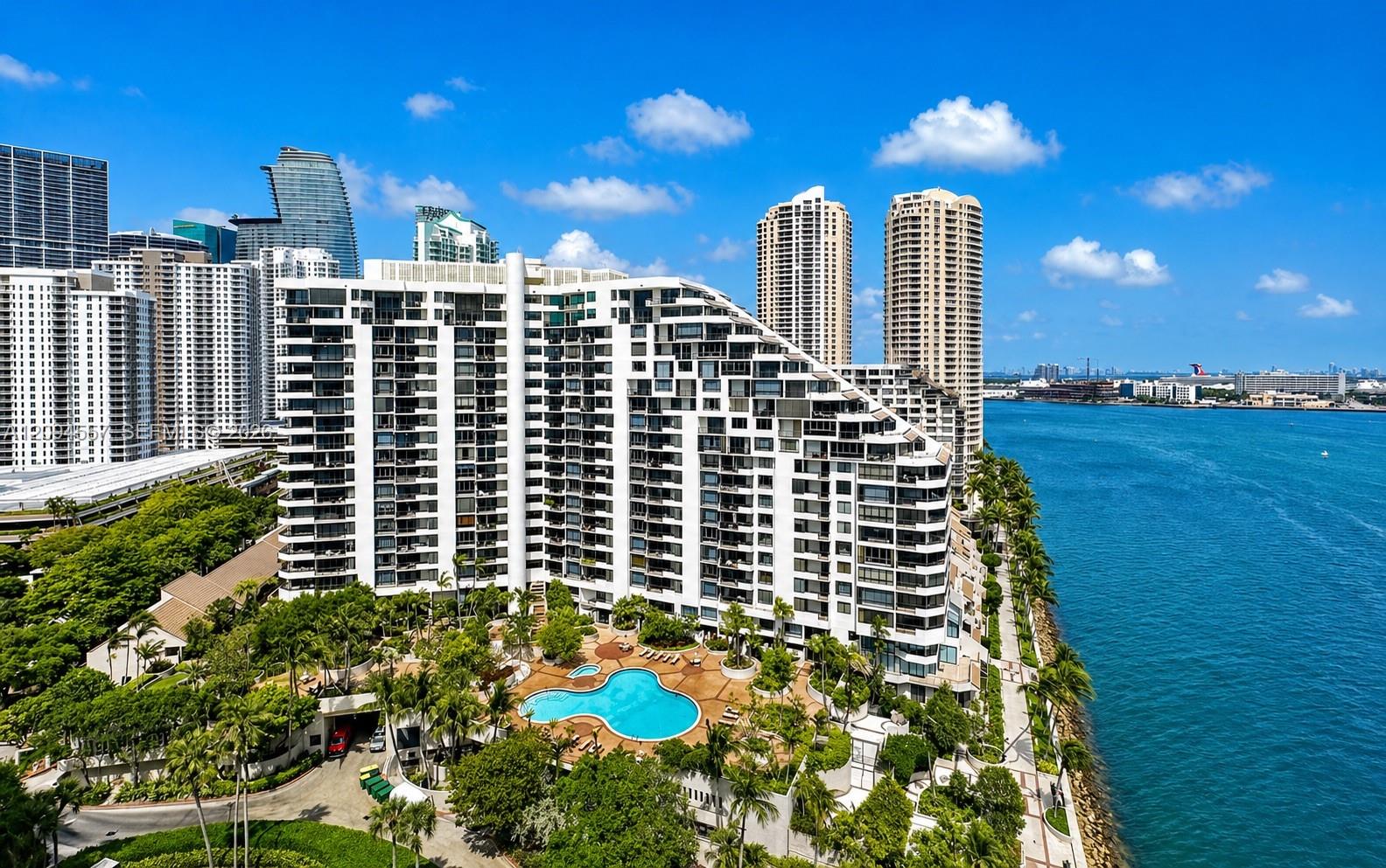 520 Brickell Key Drive A1113 Property Photo 3