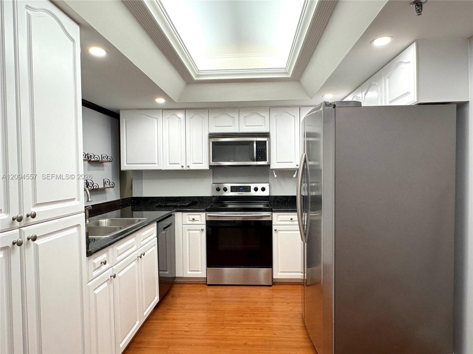 520 Brickell Key Drive A1113 Property Photo 7