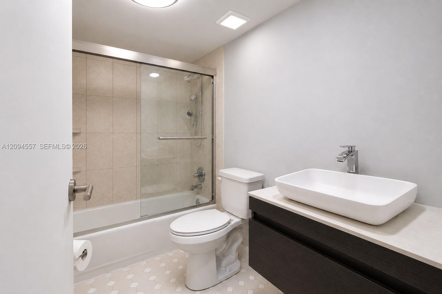 520 Brickell Key Drive A1113 Property Photo 16