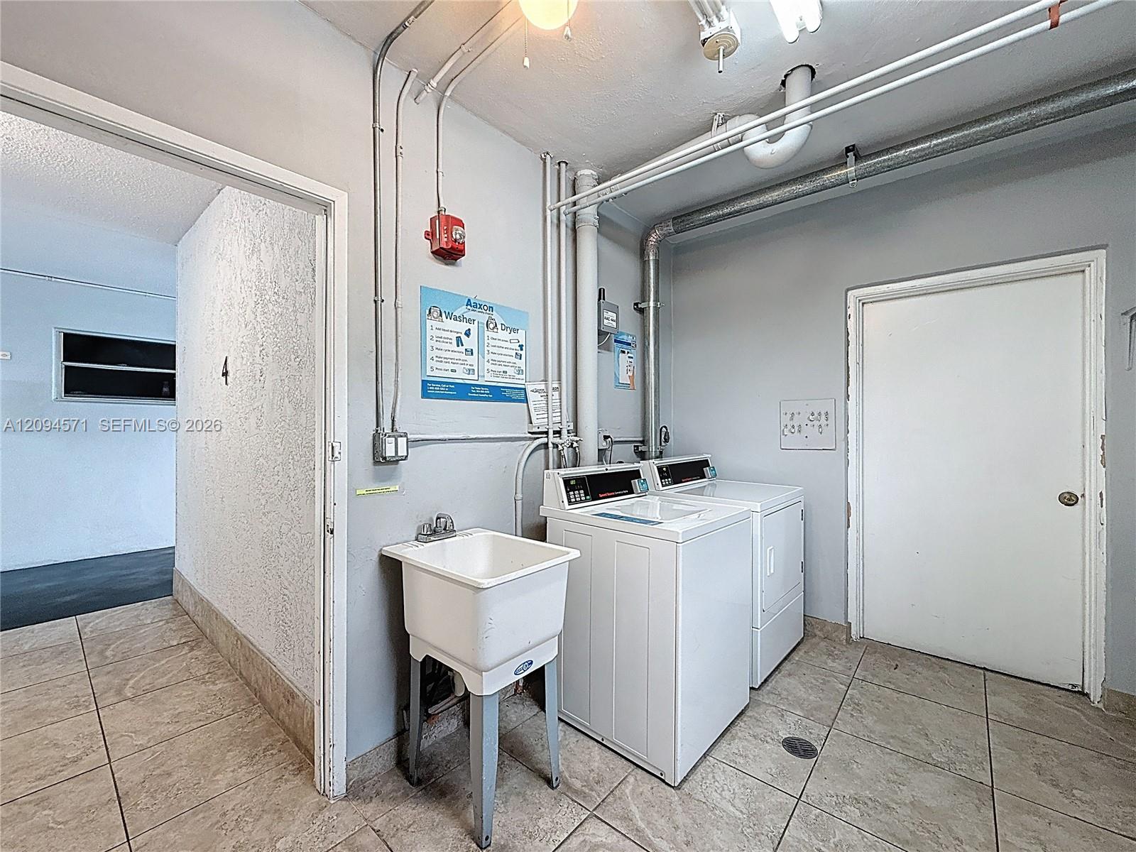1000 Ne 14th Avenue 411 Property Photo 23
