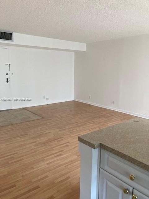 17021 N Bay Road 624 Property Photo 1