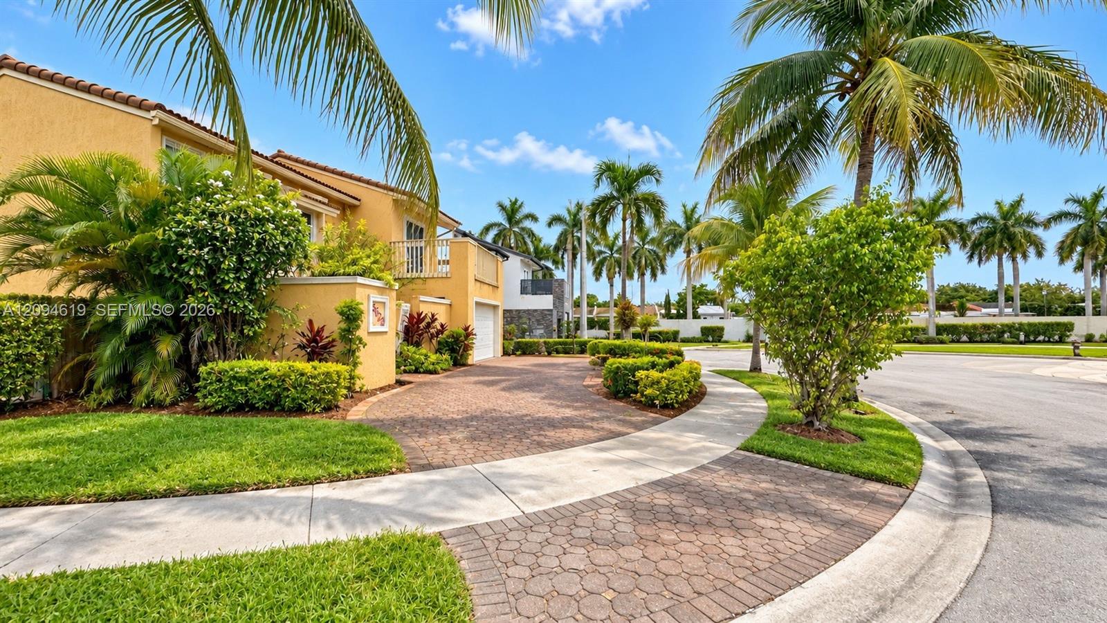 5622 SW 130th Place