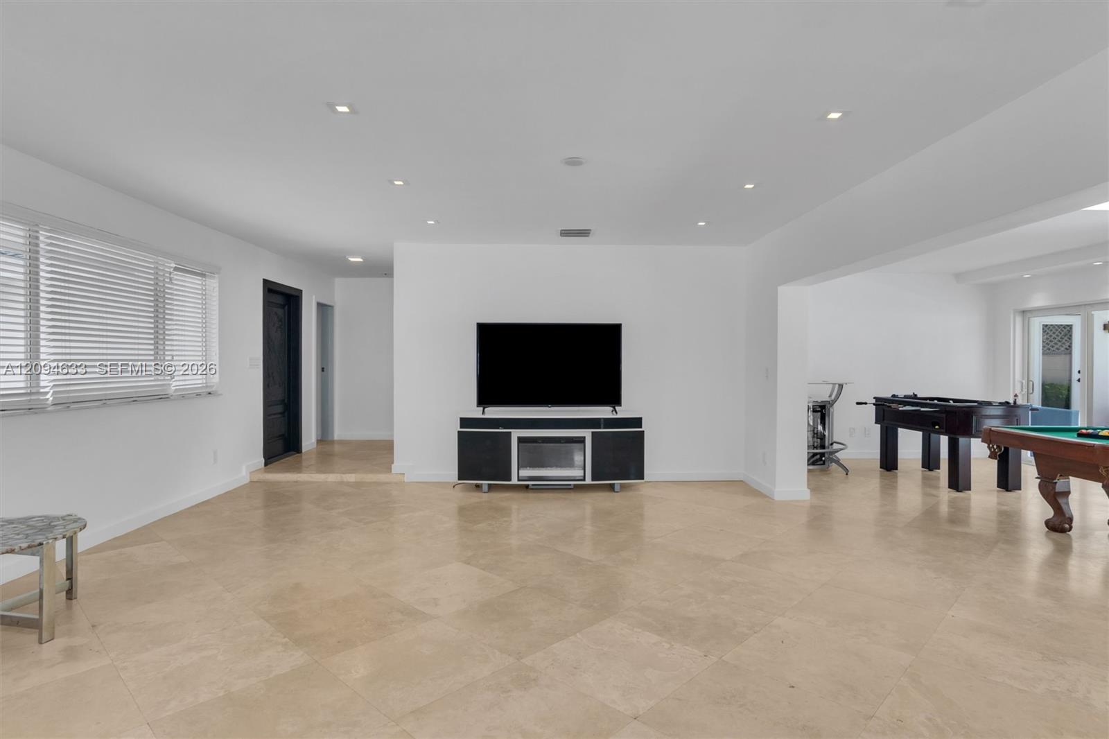 20330 Highland Lakes Boulevard Property Photo 10