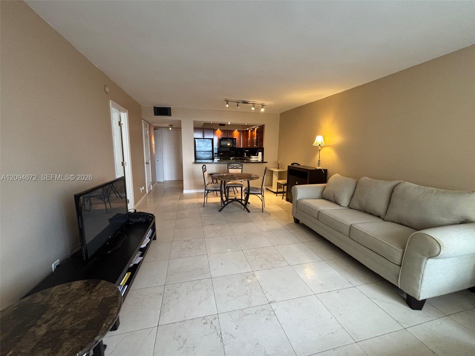 1817 S Ocean Drive 426 Property Photo 5