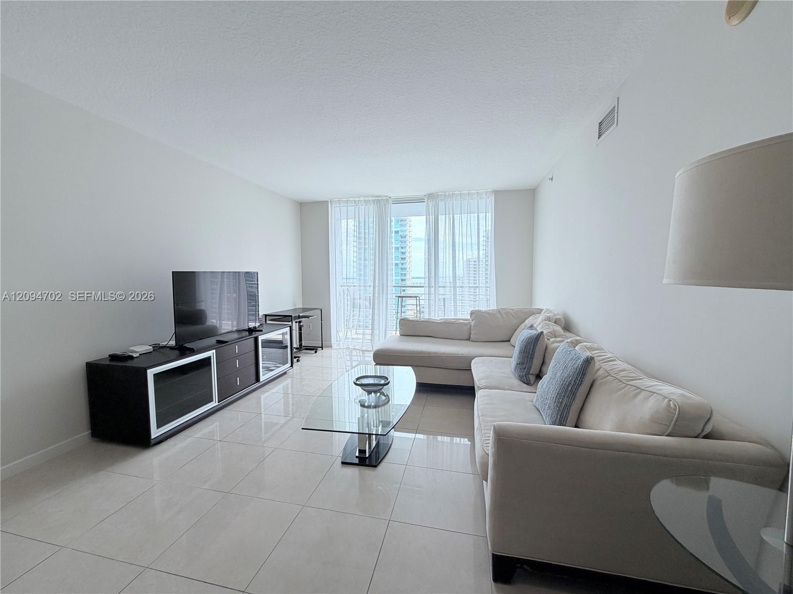 325 S Biscayne Boulevard 3015 Property Photo 1