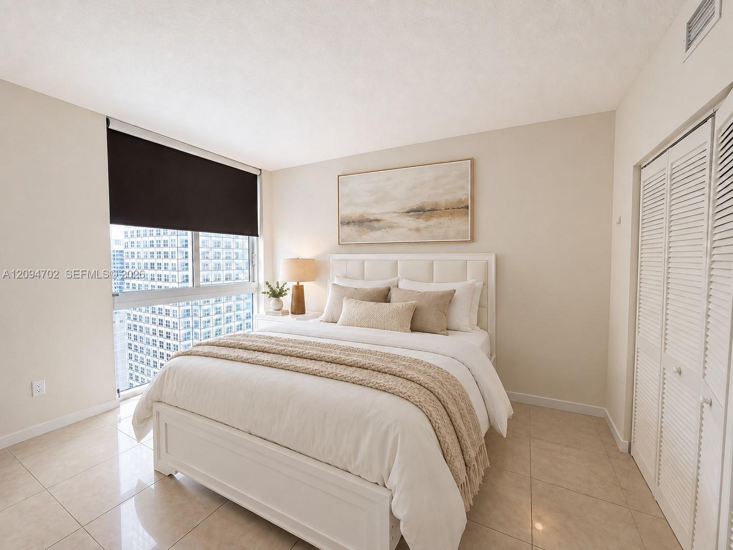 325 S Biscayne Boulevard 3015 Property Photo 3