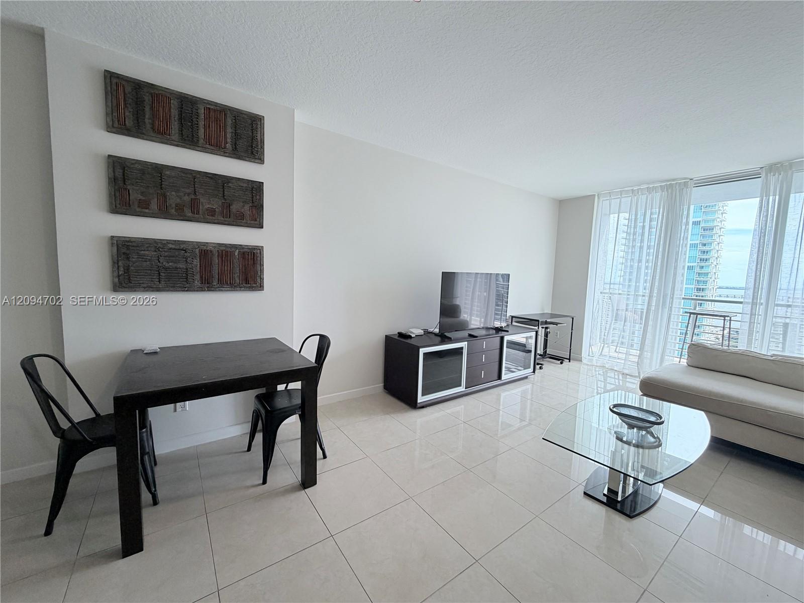 325 S Biscayne Boulevard 3015 Property Photo 6