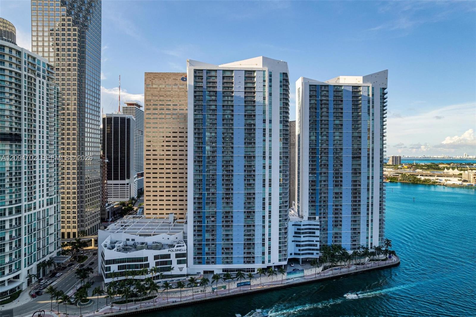 325 S Biscayne Boulevard 3015 Property Photo 14